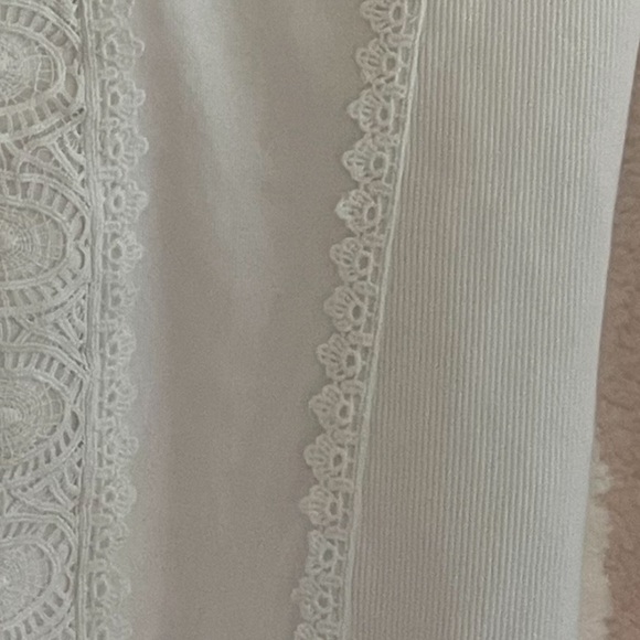 Soft Surroundings White Fitted Cap Sleeve Blouse - Picture 5 of 9